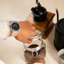 GA-2100SKE-7AER